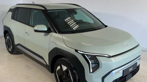 Kia EV3 Earth Long Range