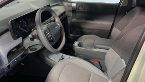 Kia EV3 Earth Long Range