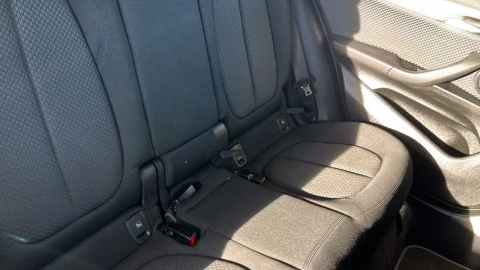 BMW X2 sDrive18d Business