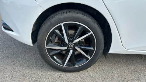 Toyota Auris 1.8 140H Hybrid Feel! Edition