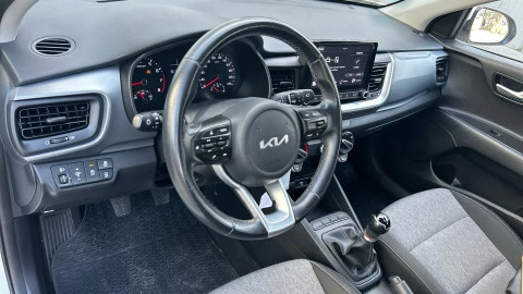 Kia Stonic 1.2 DPi 62kW (84CV) Concept