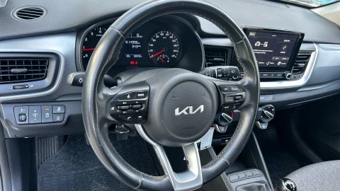 Kia Stonic 1.2 DPi 62kW (84CV) Concept