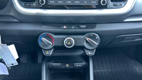Kia Stonic 1.2 DPi 62kW (84CV) Concept