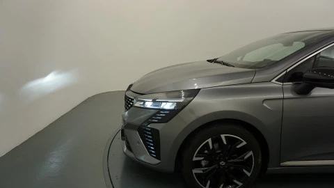 Renault Clio Techno full hybrid E-Tech 145 (103Kw)