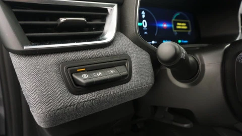 Renault Clio Techno full hybrid E-Tech 145 (103Kw)