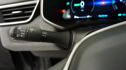 Renault Clio Techno full hybrid E-Tech 145 (103Kw)