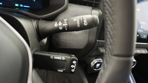 Renault Clio Techno full hybrid E-Tech 145 (103Kw)