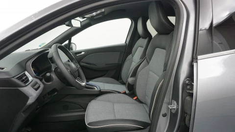 Renault Clio Techno full hybrid E-Tech 145 (103Kw)