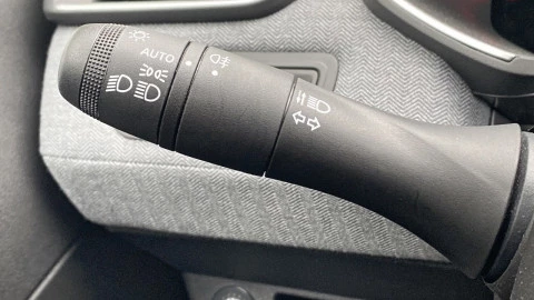 Renault Clio techno Eco-G 100cv (74kW)