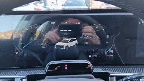 EBRO S700 1.5 TGDI PHEV Premium E-CVT