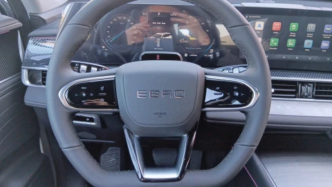 EBRO S700 1.5 TGDI PHEV Premium E-CVT