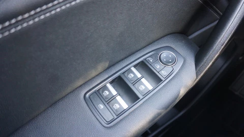 Renault Captur techno TCe 67kW (90CV)