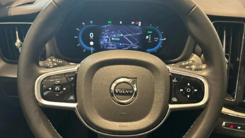 Volvo XC60 2.0 T6 AWD Recharge Plus Dark Auto