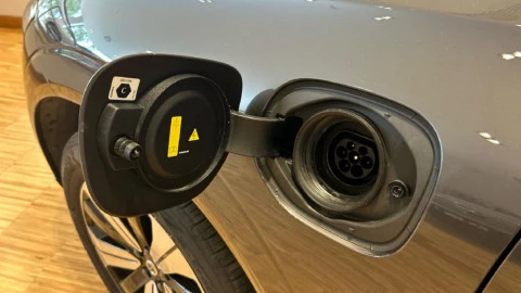 Volvo XC60 2.0 T6 AWD Recharge Plus Dark Auto