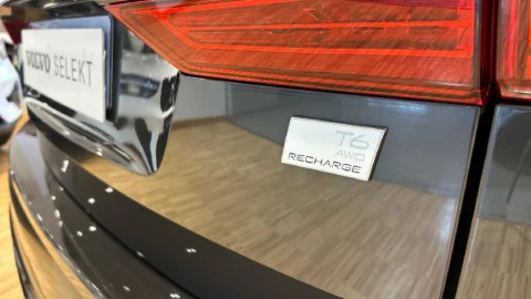 Volvo XC60 2.0 T6 AWD Recharge Plus Dark Auto