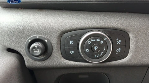 Ford Transit 350 96kW L4H3 Van Trend RWD