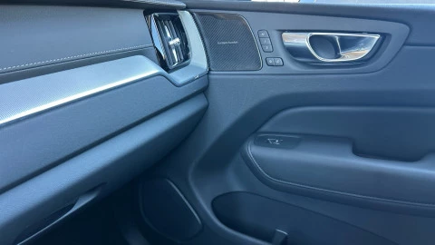 Volvo XC60 2.0 T6 AWD Recharge Ultra Dark Auto