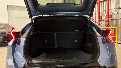 Lynk & Co 02 BEV 66kWh More 200 kW (272 CV)