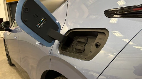 Lynk & Co 02 BEV 66kWh More 200 kW (272 CV)