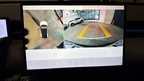 Lynk & Co 02 BEV 66kWh More 200 kW (272 CV)