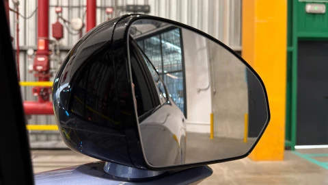 Lynk & Co 02 BEV 66kWh More 200 kW (272 CV)