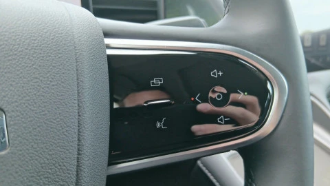 EBRO S800 1.5 TGDI PHEV Luxury E-CVT
