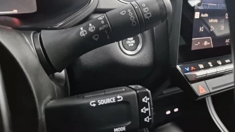 Renault Captur techno Eco-G 100cv (74 kW)