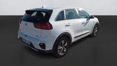 Kia Niro 1.6 GDi HEV 104kW (141CV) Concept