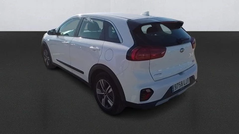 Kia Niro 1.6 GDi HEV 104kW (141CV) Concept