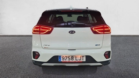 Kia Niro 1.6 GDi HEV 104kW (141CV) Concept