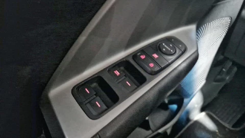 Kia Niro 1.6 GDi HEV 104kW (141CV) Concept