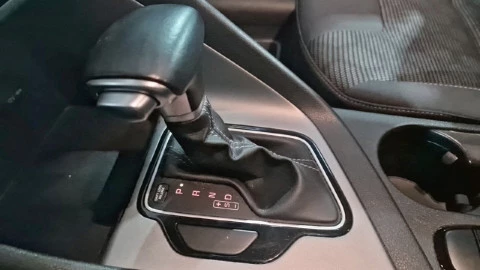 Kia Niro 1.6 GDi HEV 104kW (141CV) Concept