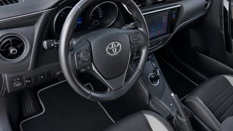 Toyota Auris 1.8 140H Hybrid Advance