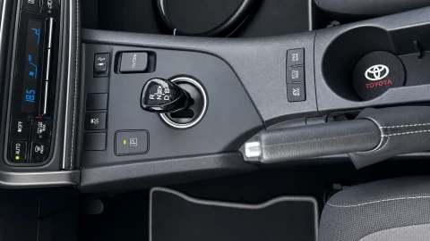 Toyota Auris 1.8 140H Hybrid Advance