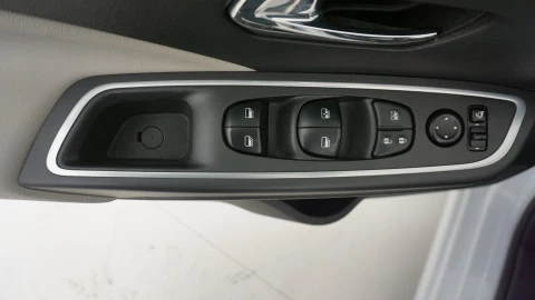 Nissan Micra IG-T 68 kW (92 CV) E6D-F N-Design Black