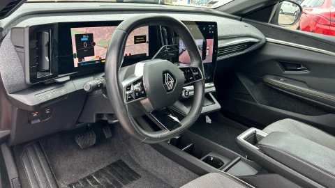 Renault Megane E-Tech Techno 160kW (220CV) a. confort AC22