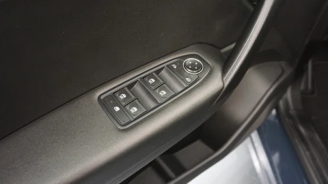 Renault Captur equilibre TCe 67kW (90CV)