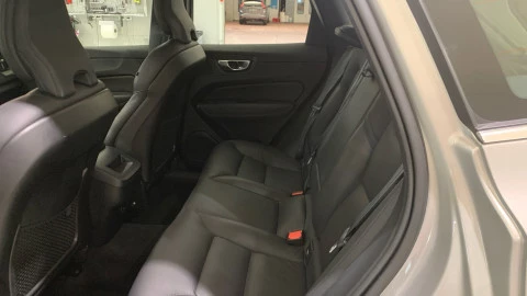 Volvo XC60 2.0 B4 D Core Auto