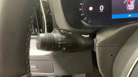 Volvo XC60 2.0 B4 D Core Auto