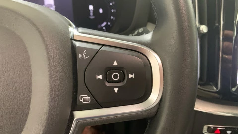 Volvo XC60 2.0 B4 D Core Auto