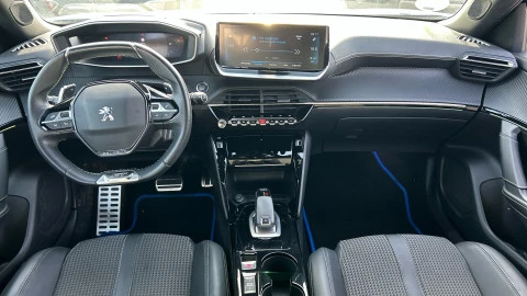 Peugeot 2008 GT Pack Puretech 130 S&S EAT8