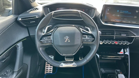 Peugeot 2008 GT Pack Puretech 130 S&S EAT8