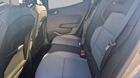 Renault Clio Techno full hybrid E-Tech 145 (103Kw)