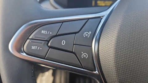 Renault Clio Techno full hybrid E-Tech 145 (103Kw)