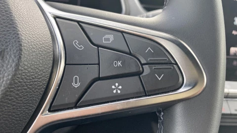 Renault Captur techno Eco-G 100cv (74 kW)