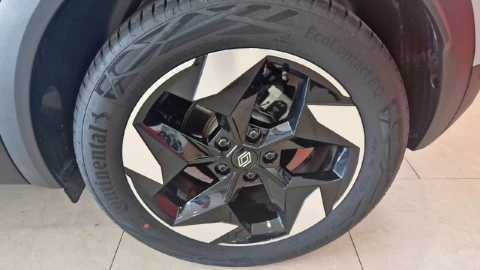 Renault Captur techno Eco-G 100cv (74 kW)