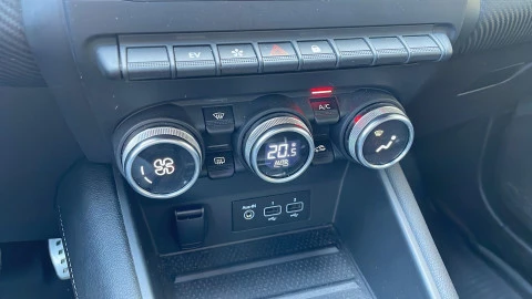 Renault Captur  E-TECH Hibrido Enchufable RS Line 117kW