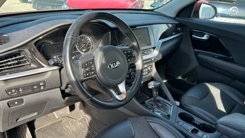 Kia Niro 1.6 GDi HEV 104kW (141CV) Drive