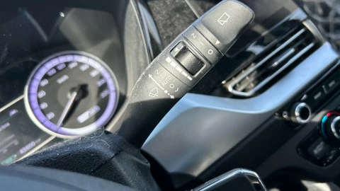 Kia Niro 1.6 GDi HEV 104kW (141CV) Drive