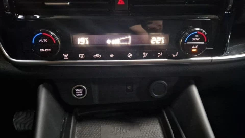 Nissan Qashqai DIG-T 116kW Xtronic N-Connecta